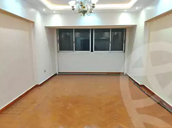 https://aqarmap.com.eg/ar/listing/7224386-for-rent-cairo-el-mohandesen-shareaa-ahmed-orabi