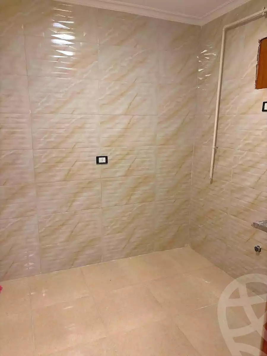 https://aqarmap.com.eg/ar/listing/7224443-for-sale-cairo-helwan-helwan-el-sharkeya-mostafa-safwat-st