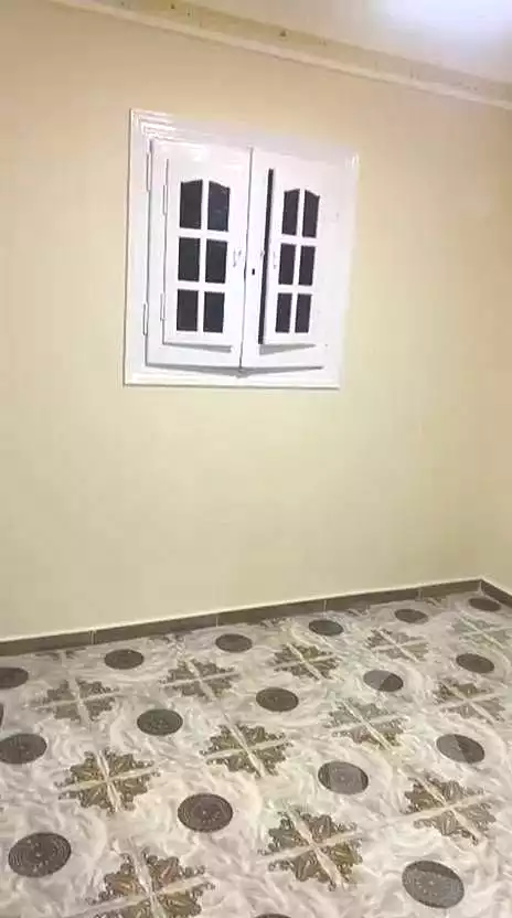 https://aqarmap.com.eg/en/listing/7224516-for-sale-alexandria-bw-qyr-street-25