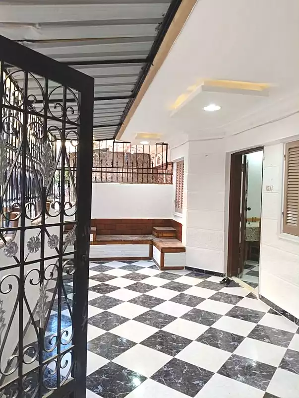 https://aqarmap.com.eg/ar/listing/7224717-for-sale-alexandria-al-agamy-shataa-el-nakheel