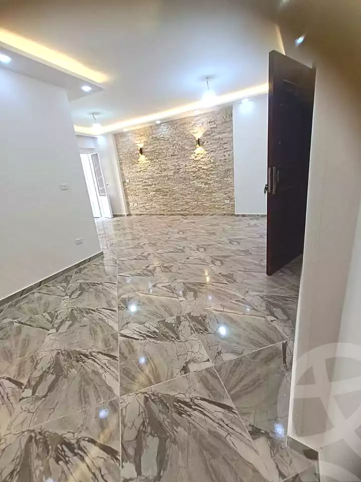 https://aqarmap.com.eg/ar/listing/7224844-for-sale-alexandria-sydy-bshr-sydy-bshr-bhry-street-17