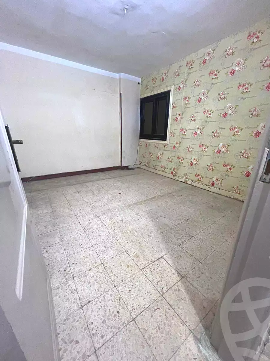 https://aqarmap.com.eg/ar/listing/7224889-for-sale-cairo-helwan-mahmoud-khater-st