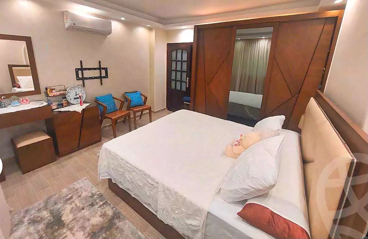 https://aqarmap.com.eg/ar/listing/7225043-for-sale-cairo-ain-shams-el-naam-mohammed-ezzat-tamom-st