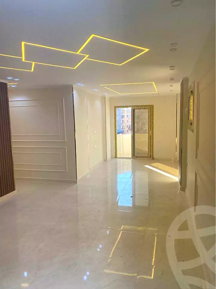 https://aqarmap.com.eg/en/listing/7225088-for-sale-alexandria-miami-mahmoud-el-isawy-st