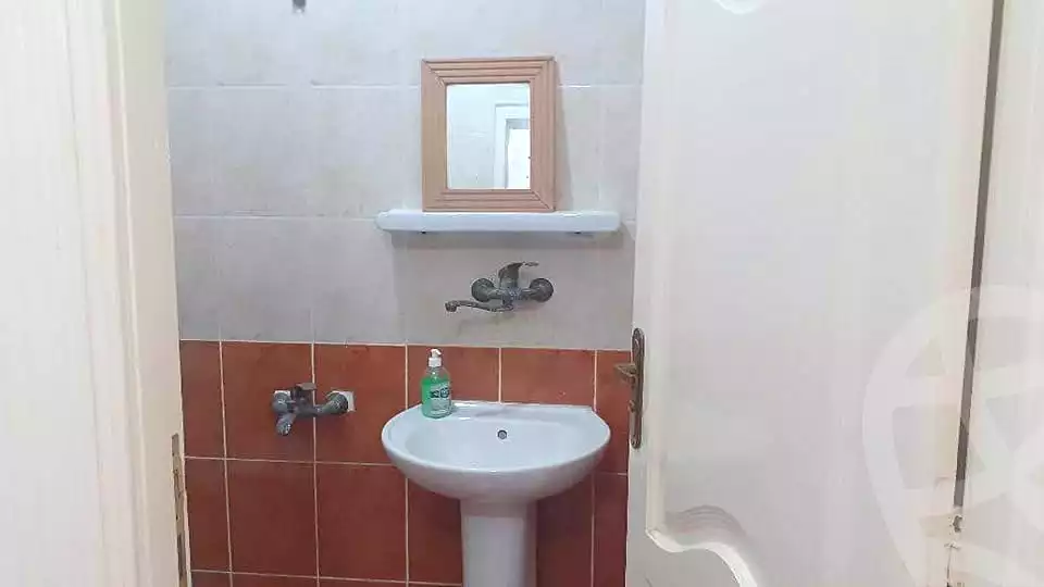 https://aqarmap.com.eg/ar/listing/7225233-for-rent-alexandria-al-agamy-el-hanouvel