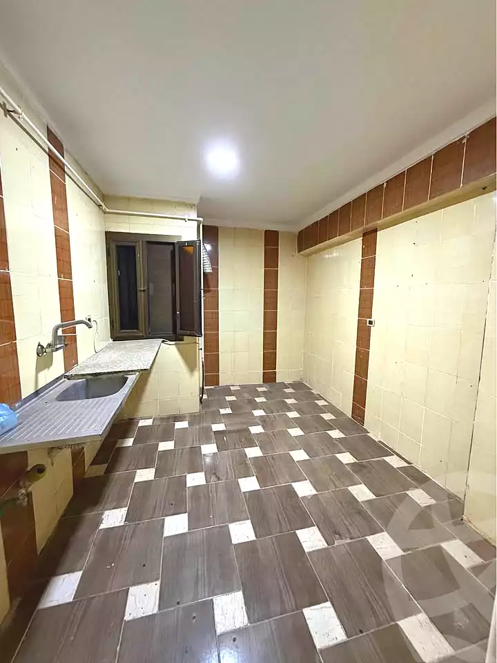 https://aqarmap.com.eg/ar/listing/7225286-for-sale-alexandria-el-mandara-alex-el-mandara-bahri-sidi-kamal-st