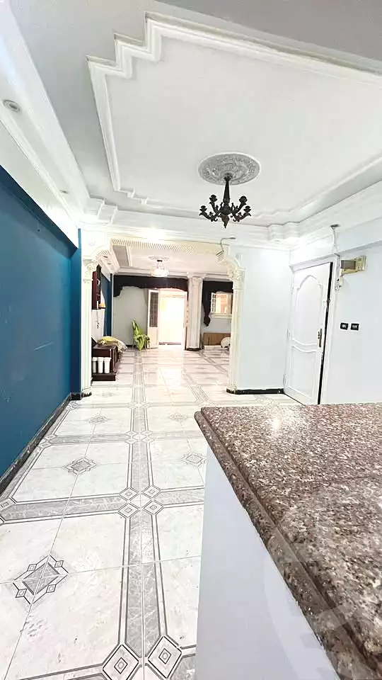https://aqarmap.com.eg/ar/listing/7225362-for-rent-alexandria-sydy-bshr-sydy-bshr-bhry-shr-mhmwd-l-yswy