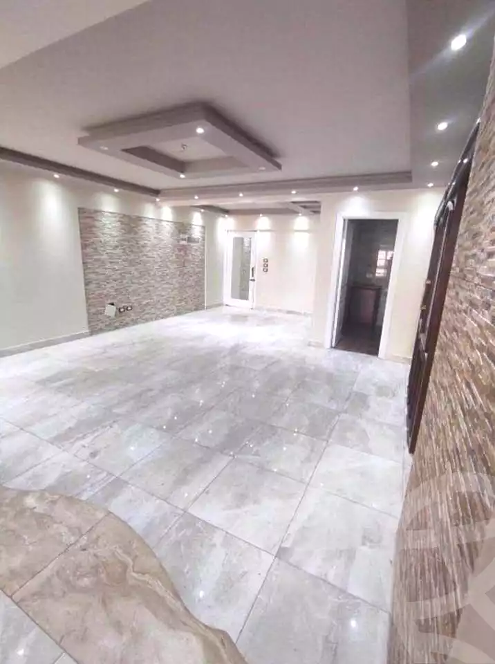 https://aqarmap.com.eg/en/listing/7225363-for-rent-alexandria-moharram-bey