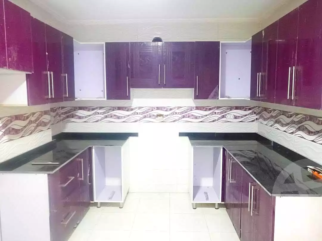 https://aqarmap.com.eg/ar/listing/7225387-for-sale-cairo-helwan-kwrnysh-hlwn