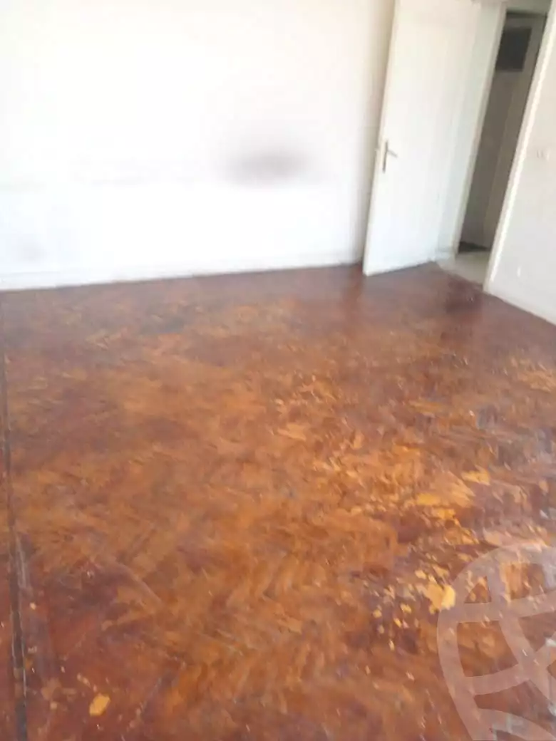 https://aqarmap.com.eg/ar/listing/7225450-for-sale-cairo-heliopolis-roxy-square-al-ahram-st