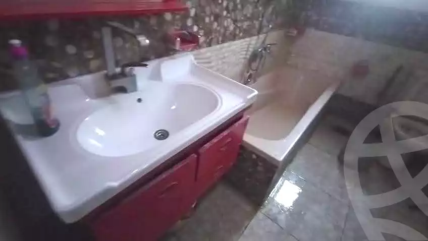 https://aqarmap.com.eg/ar/listing/7225543-for-rent-cairo-faisal-el-tawabeq-el-shaheed-ahmed-hamdy-st
