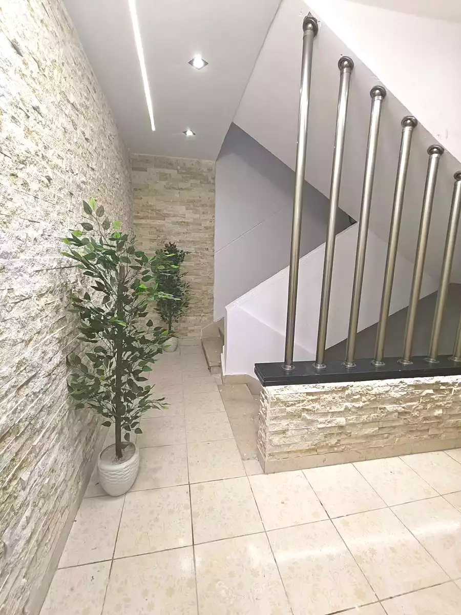 https://aqarmap.com.eg/ar/listing/7225658-for-sale-alexandria-sydy-bshr-sydy-bshr-bhry-mahmoud-sedki-st