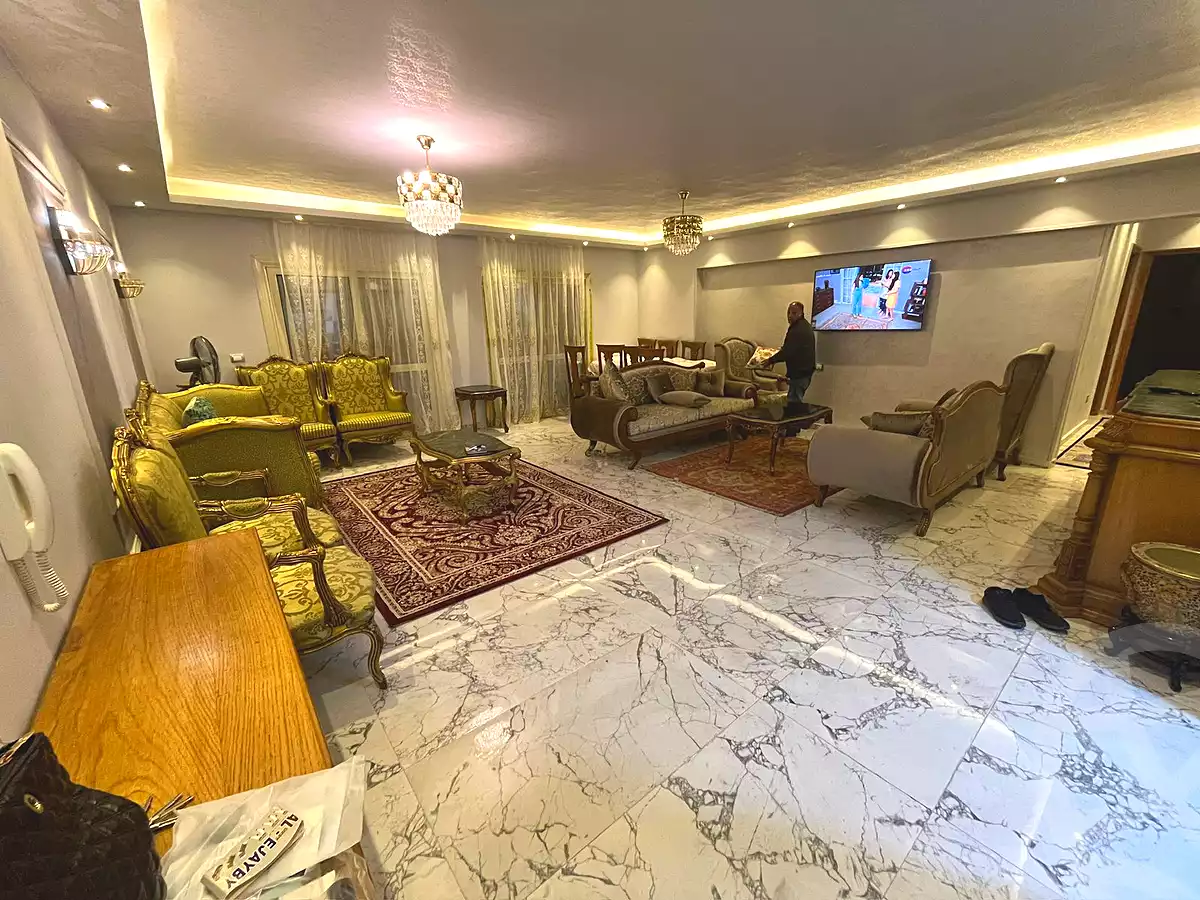 https://aqarmap.com.eg/ar/listing/7225875-for-rent-cairo-el-sheikh-zayed-city-compounds-el-khamayel