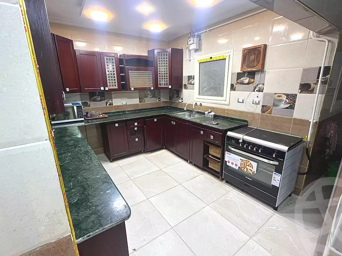 https://aqarmap.com.eg/ar/listing/7225875-for-rent-cairo-el-sheikh-zayed-city-compounds-el-khamayel