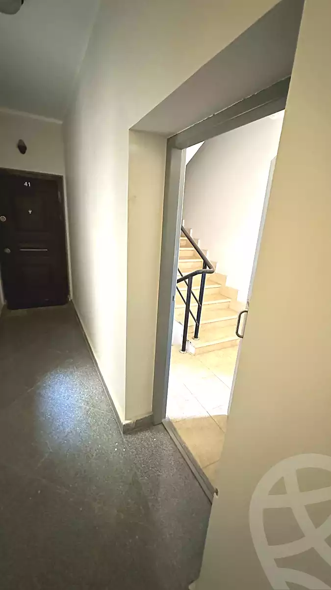 https://aqarmap.com.eg/ar/listing/7225906-for-rent-cairo-new-cairo-compounds-el-deyar-mokhabarat