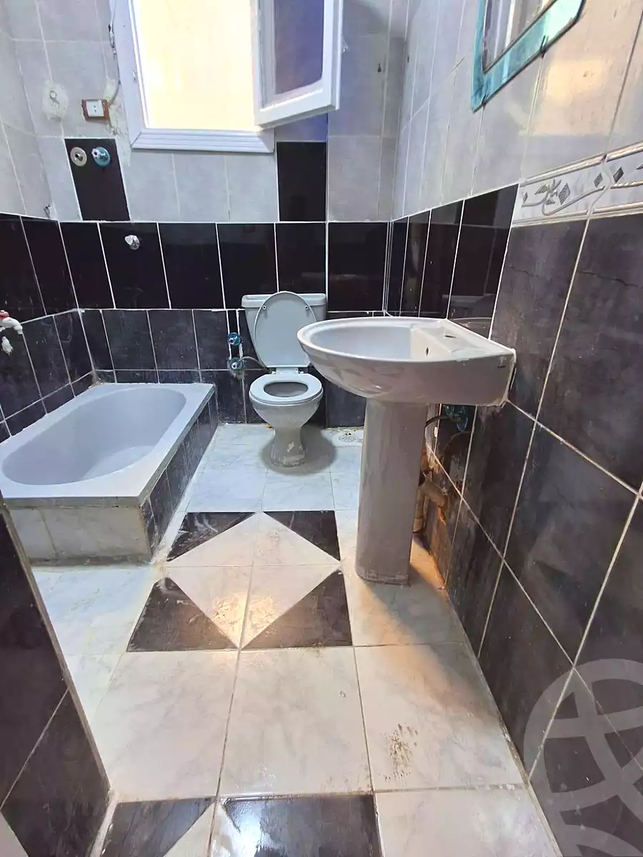 https://aqarmap.com.eg/ar/listing/7226279-for-sale-alexandria-al-agamy-shataa-el-nakheel