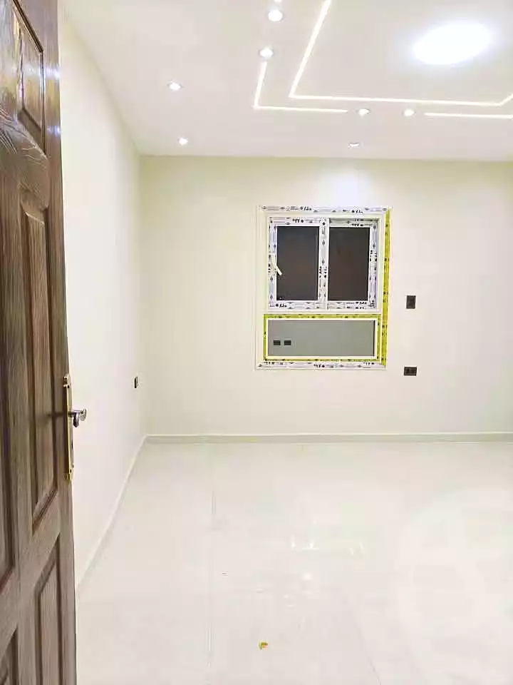 https://aqarmap.com.eg/ar/listing/7226269-for-sale-alexandria-al-agamy-el-hanouvel