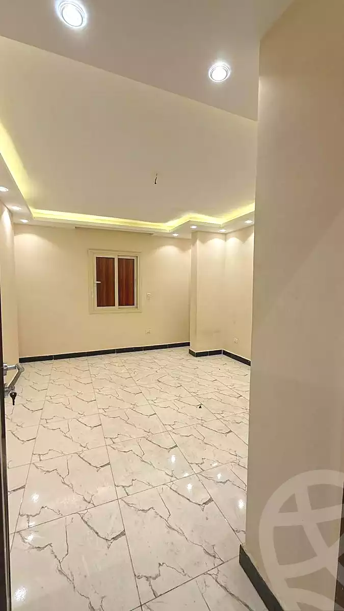 https://aqarmap.com.eg/ar/listing/7226264-for-sale-cairo-6th-of-october-el-ahyaa-neighborhood-3rd-al-hay-al-thalith-st