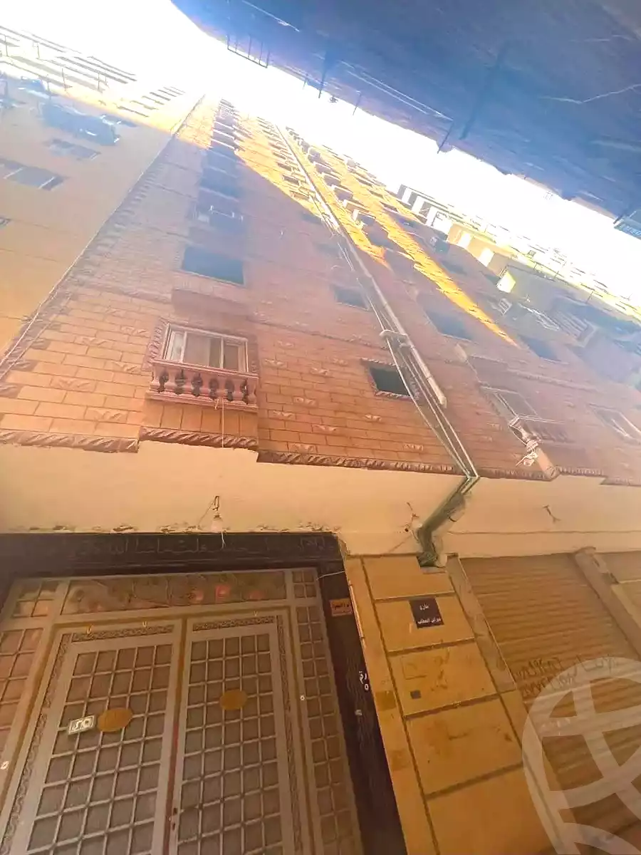 https://aqarmap.com.eg/ar/listing/7226317-for-sale-cairo-helwan-hadayek-helwan-nile-corniche-st