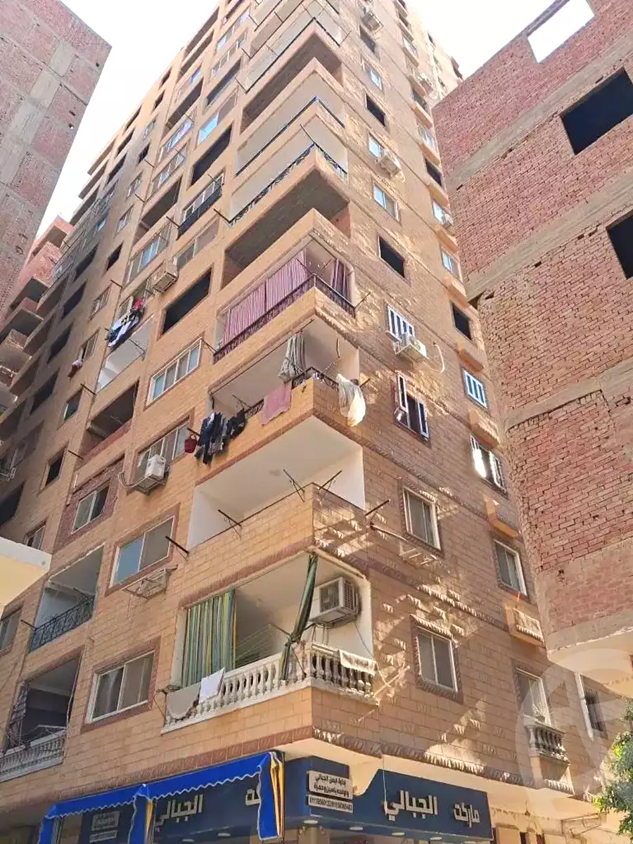 https://aqarmap.com.eg/ar/listing/7226317-for-sale-cairo-helwan-hadayek-helwan-nile-corniche-st