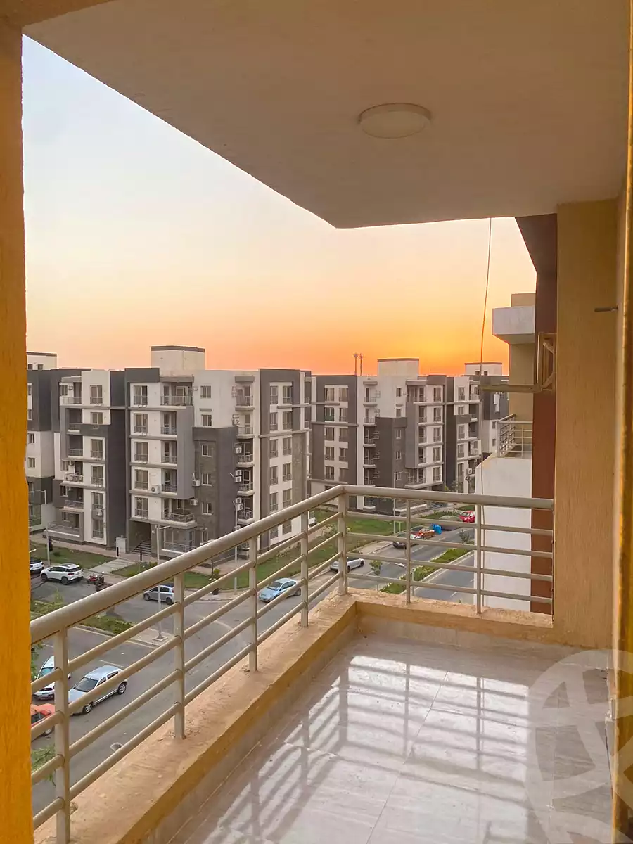 https://aqarmap.com.eg/en/listing/7226369-for-rent-cairo-6th-of-october-compounds-jn-ktwbr