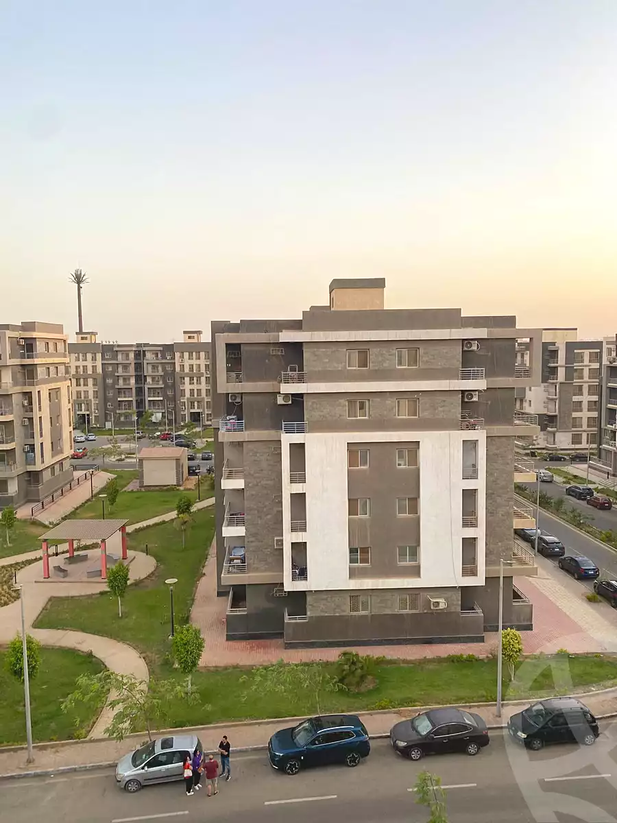 https://aqarmap.com.eg/en/listing/7226369-for-rent-cairo-6th-of-october-compounds-jn-ktwbr