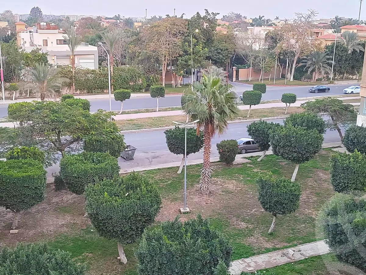https://aqarmap.com.eg/ar/listing/7226407-for-rent-cairo-el-sheikh-zayed-city-el-hay-elawel-street-10