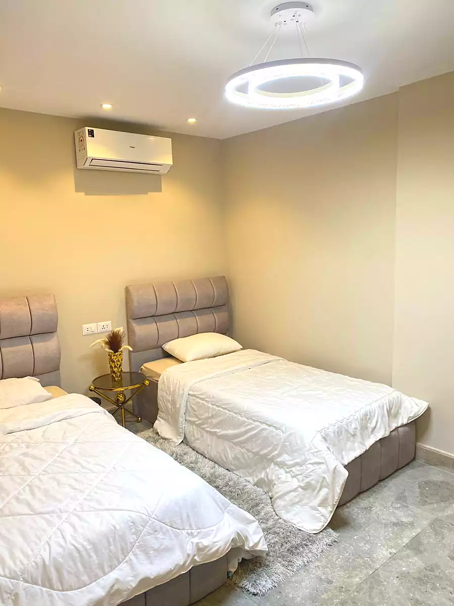 https://aqarmap.com.eg/ar/listing/7226429-for-rent-cairo-el-sheikh-zayed-city-compounds-beverly-hills