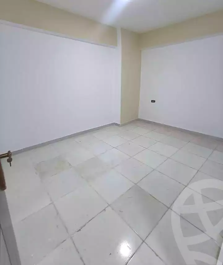 https://aqarmap.com.eg/en/listing/7226556-for-sale-alexandria-lsywf-el-falki