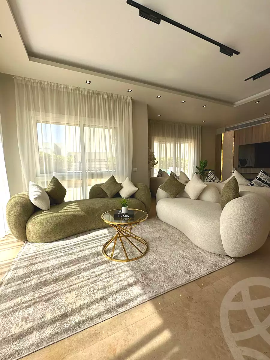 https://aqarmap.com.eg/en/listing/7226632-for-rent-cairo-new-cairo-compounds-hyde-park