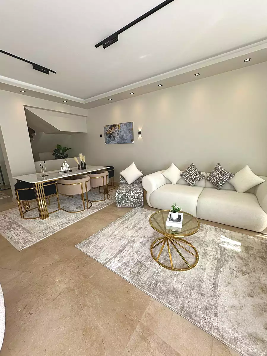 https://aqarmap.com.eg/en/listing/7226632-for-rent-cairo-new-cairo-compounds-hyde-park