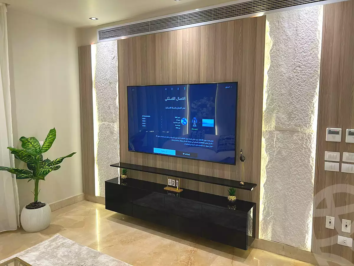 https://aqarmap.com.eg/en/listing/7226632-for-rent-cairo-new-cairo-compounds-hyde-park