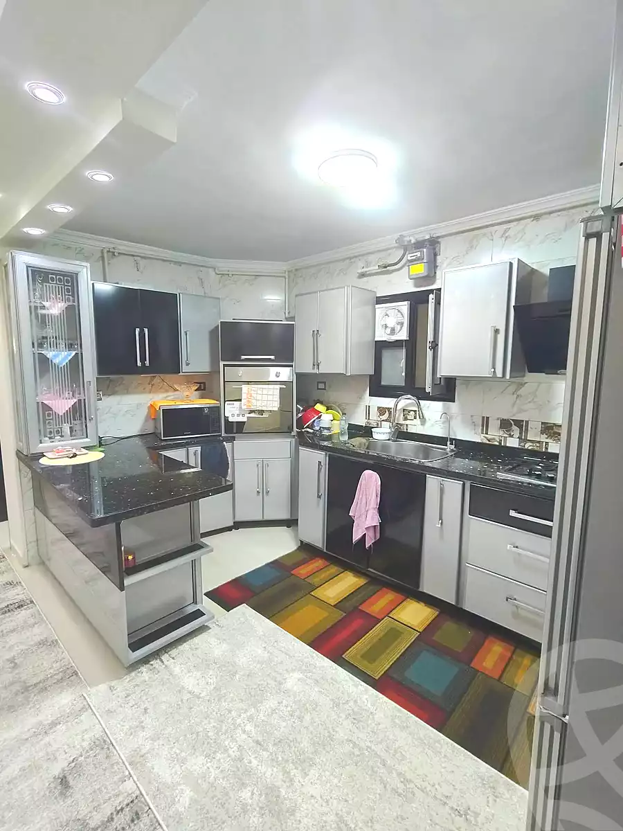 https://aqarmap.com.eg/ar/listing/7226725-for-sale-alexandria-sydy-bshr-sydy-bshr-bhry-shr-mhmwd-l-yswy