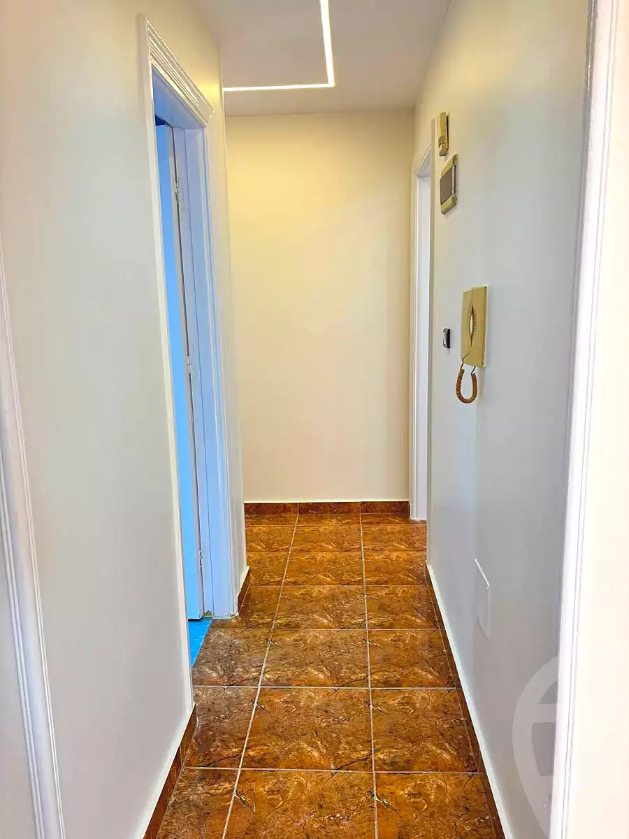 https://aqarmap.com.eg/ar/listing/7227130-for-sale-alexandria-sydy-bshr-sydy-bshr-bhry-shr-mhmwd-l-yswy