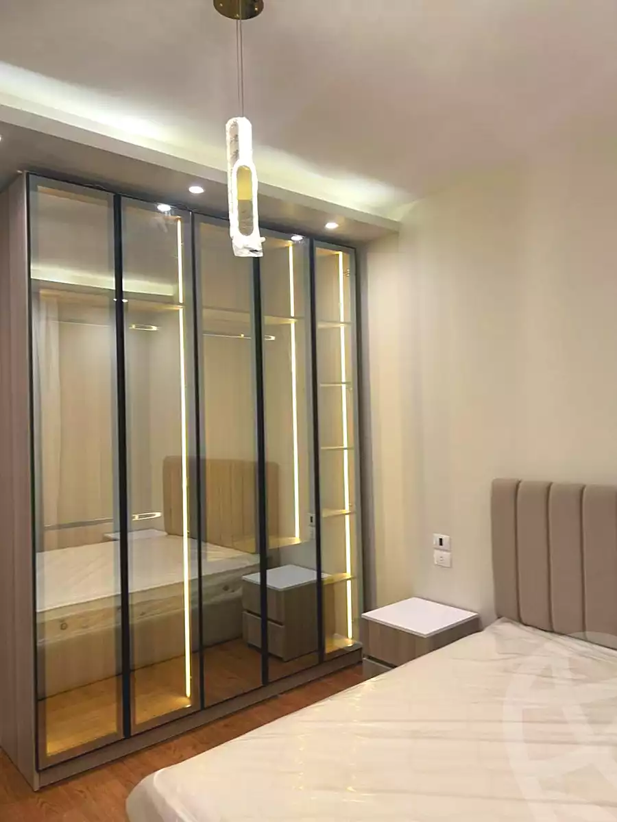 https://aqarmap.com.eg/en/listing/7227178-for-rent-cairo-new-cairo-compounds-hyde-park-centre-ville-hyde-park