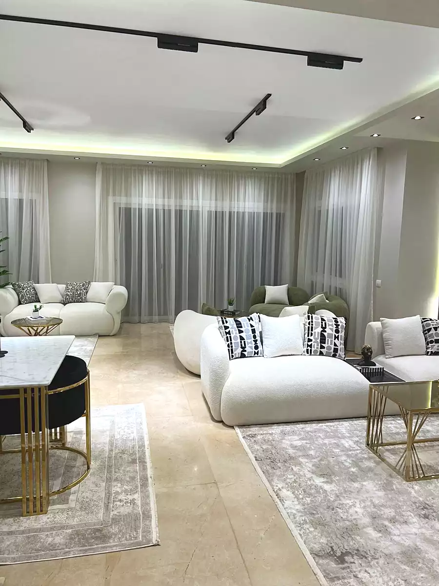 https://aqarmap.com.eg/en/listing/7227178-for-rent-cairo-new-cairo-compounds-hyde-park-centre-ville-hyde-park