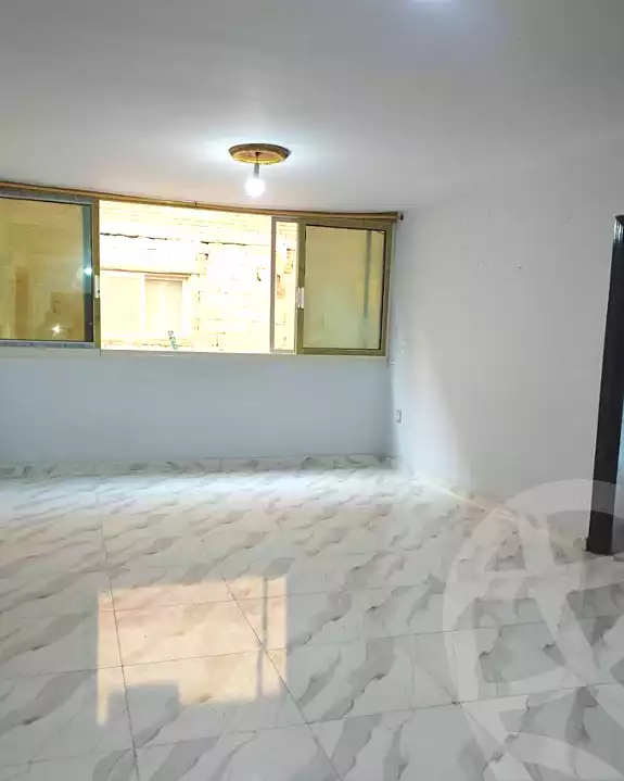 https://aqarmap.com.eg/en/listing/7227230-for-sale-alexandria-al-agamy-el-hanouvel-el-kholafaa-el-rashdeen-st