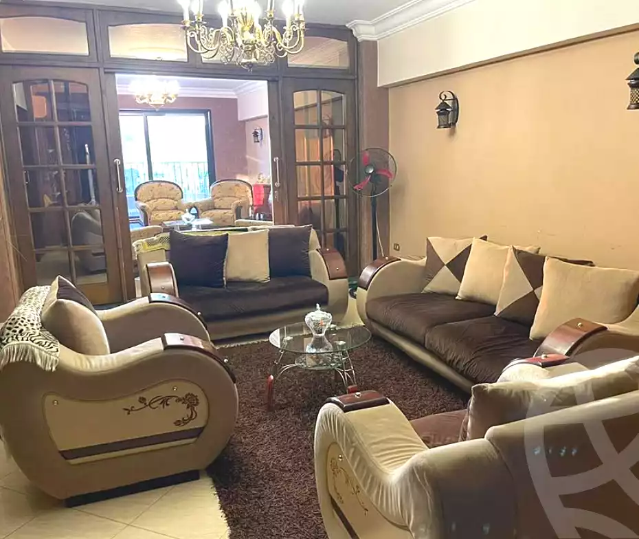 https://aqarmap.com.eg/en/listing/7227252-for-sale-cairo-helwan-helwan-el-sharkeya-heidar-st