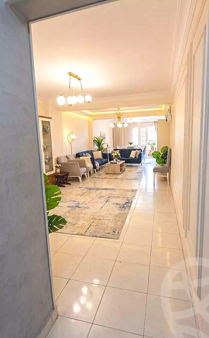 https://aqarmap.com.eg/en/listing/7227967-for-sale-cairo-helwan-ahmed-enci-st