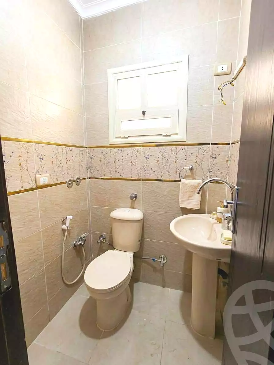 https://aqarmap.com.eg/ar/listing/7228032-for-sale-cairo-helwan-helwan-el-sharkeya-latif-basha-st