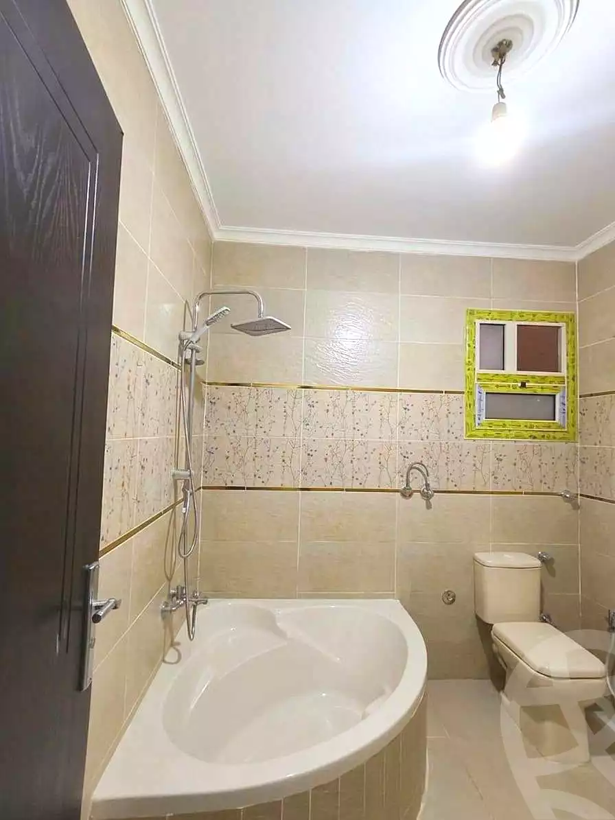 https://aqarmap.com.eg/ar/listing/7228128-for-sale-cairo-helwan-helwan-el-sharkeya-latif-basha-st