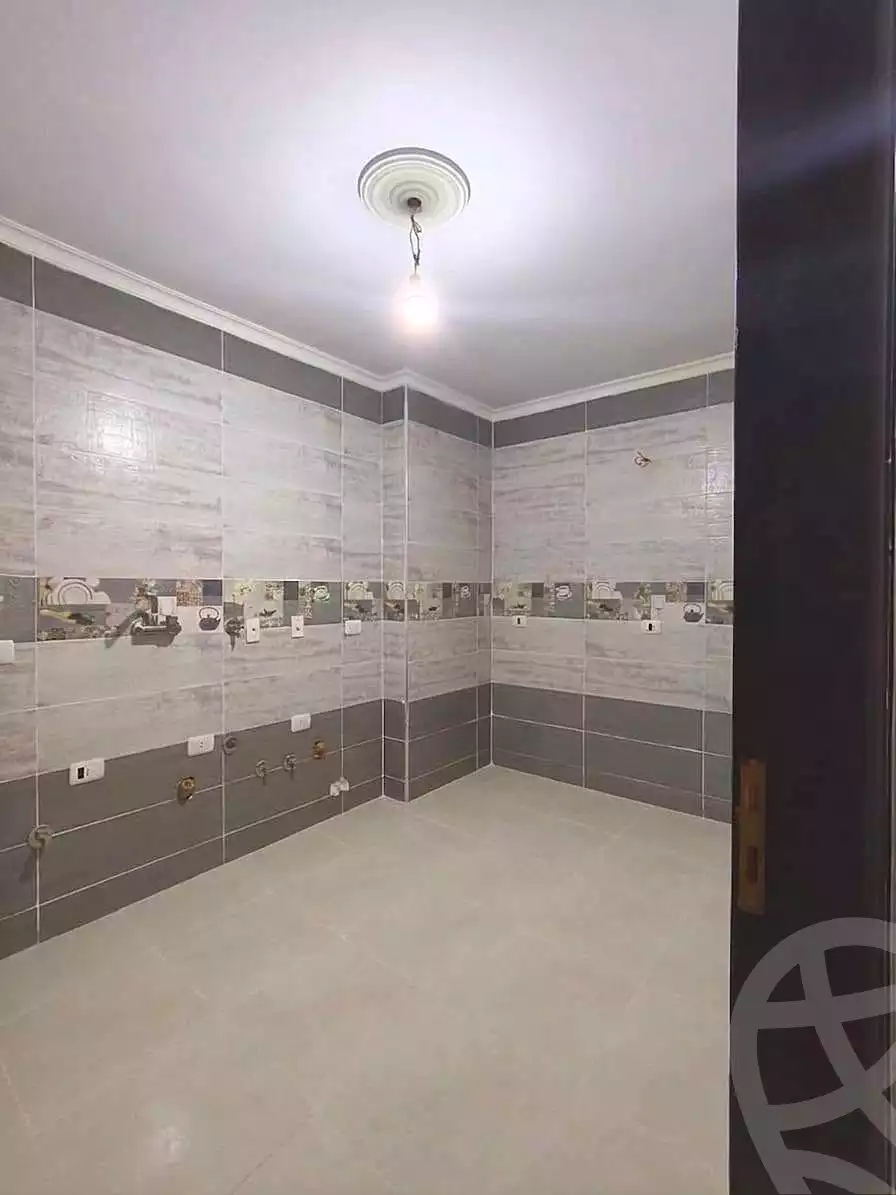 https://aqarmap.com.eg/ar/listing/7228128-for-sale-cairo-helwan-helwan-el-sharkeya-latif-basha-st