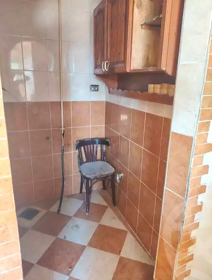https://aqarmap.com.eg/ar/listing/7228282-for-rent-alexandria-al-agamy-el-hanouvel