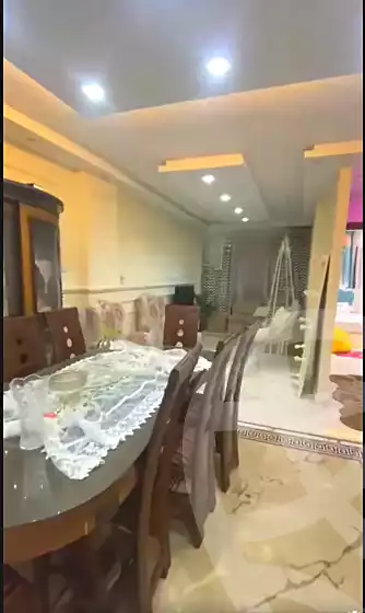 https://aqarmap.com.eg/ar/listing/7228356-for-rent-alexandria-al-agamy-el-hanouvel-abo-el-shawareb-st