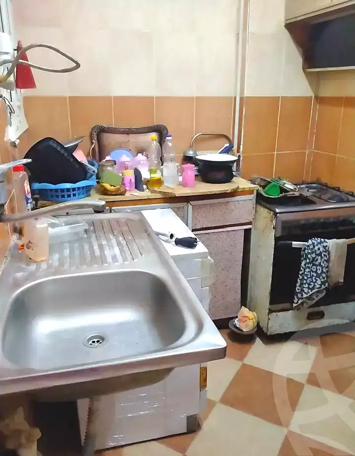 https://aqarmap.com.eg/ar/listing/7228485-for-sale-alexandria-el-asafra-shr-45