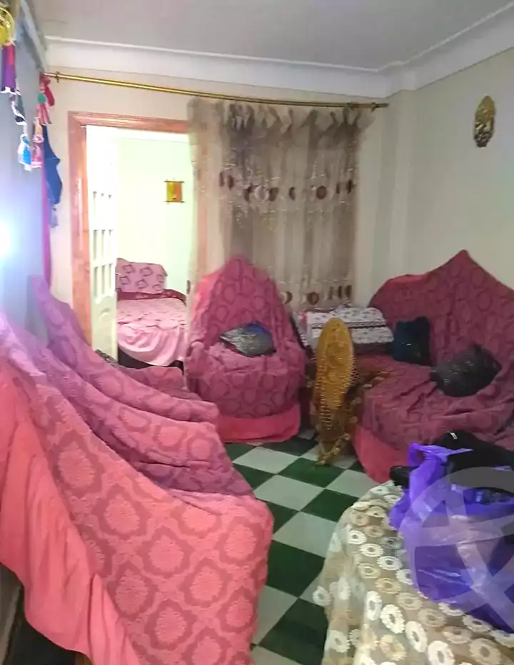 https://aqarmap.com.eg/ar/listing/7228485-for-sale-alexandria-el-asafra-shr-45