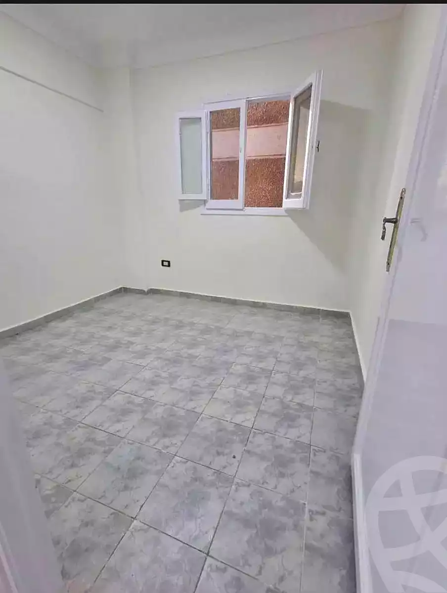 https://aqarmap.com.eg/en/listing/7228497-for-sale-alexandria-al-agamy-shataa-el-nakheel