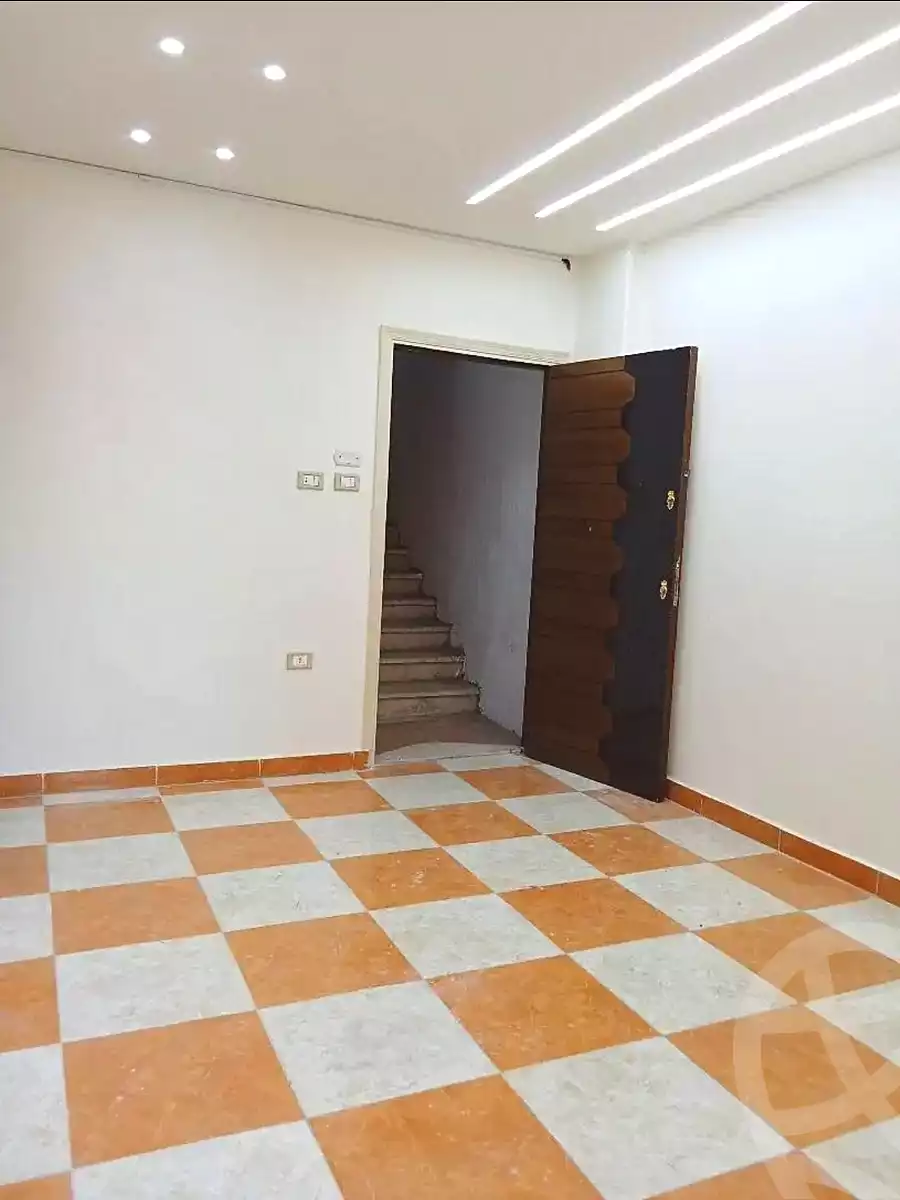 https://aqarmap.com.eg/ar/listing/7228594-for-sale-alexandria-el-asafra-shr-45