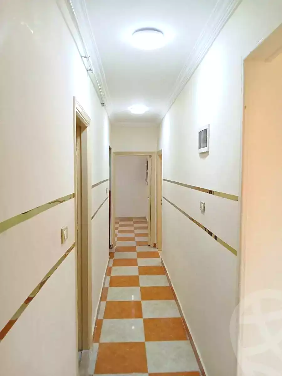 https://aqarmap.com.eg/ar/listing/7228594-for-sale-alexandria-el-asafra-shr-45