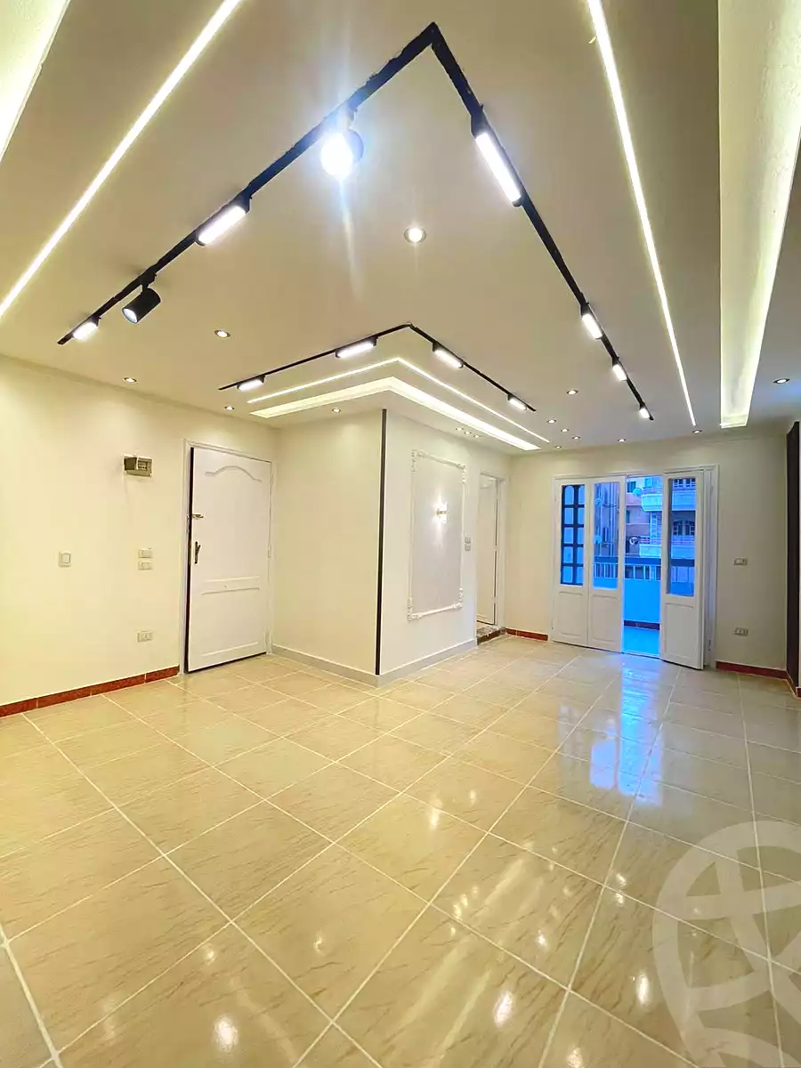 https://aqarmap.com.eg/en/listing/7228613-for-sale-alexandria-al-agamy-shataa-el-nakheel